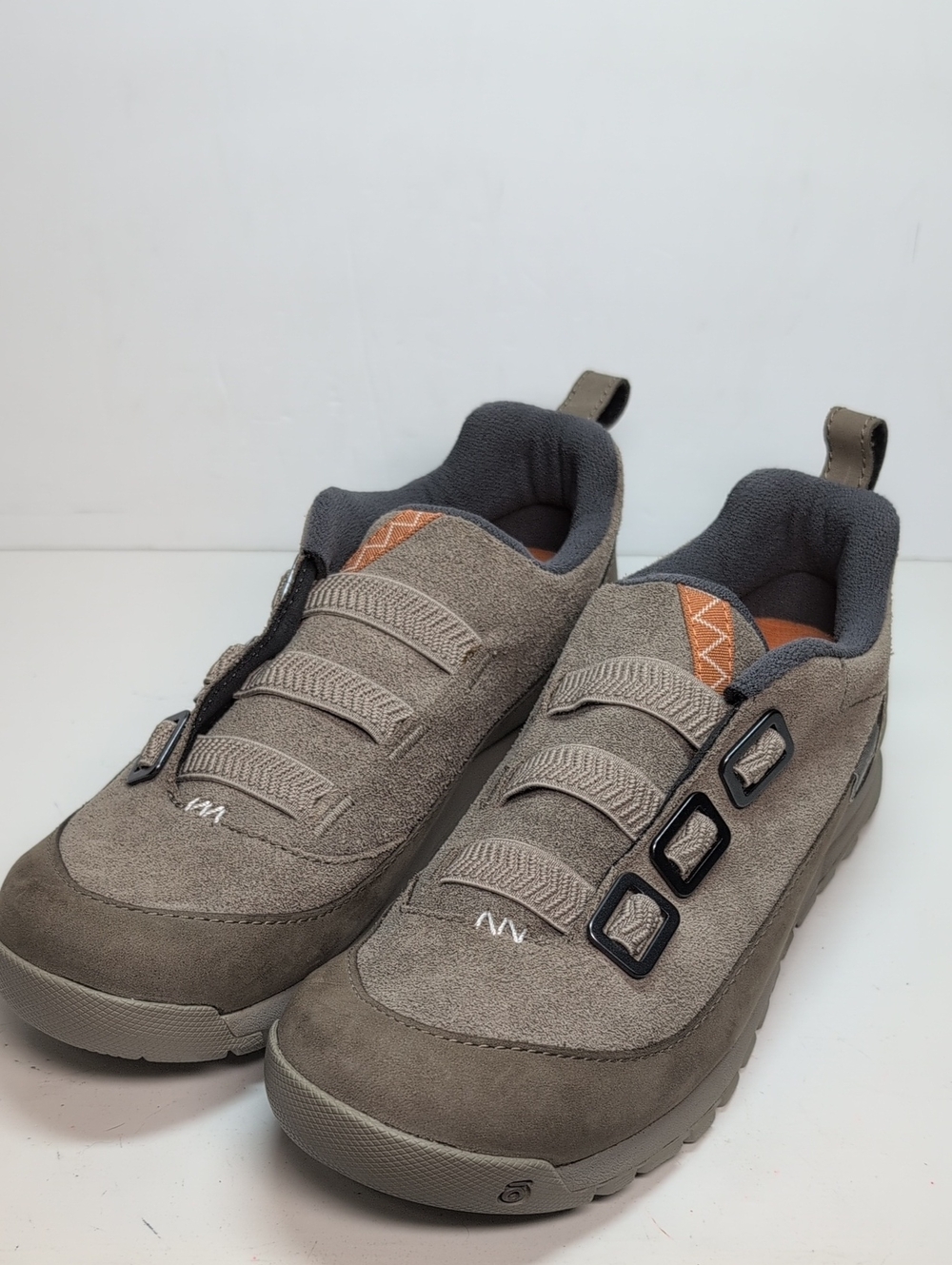 NWOT Oboz (Rare) Ida Low slip on athletic sneaker shoes woman's size 7 EU 37.5
